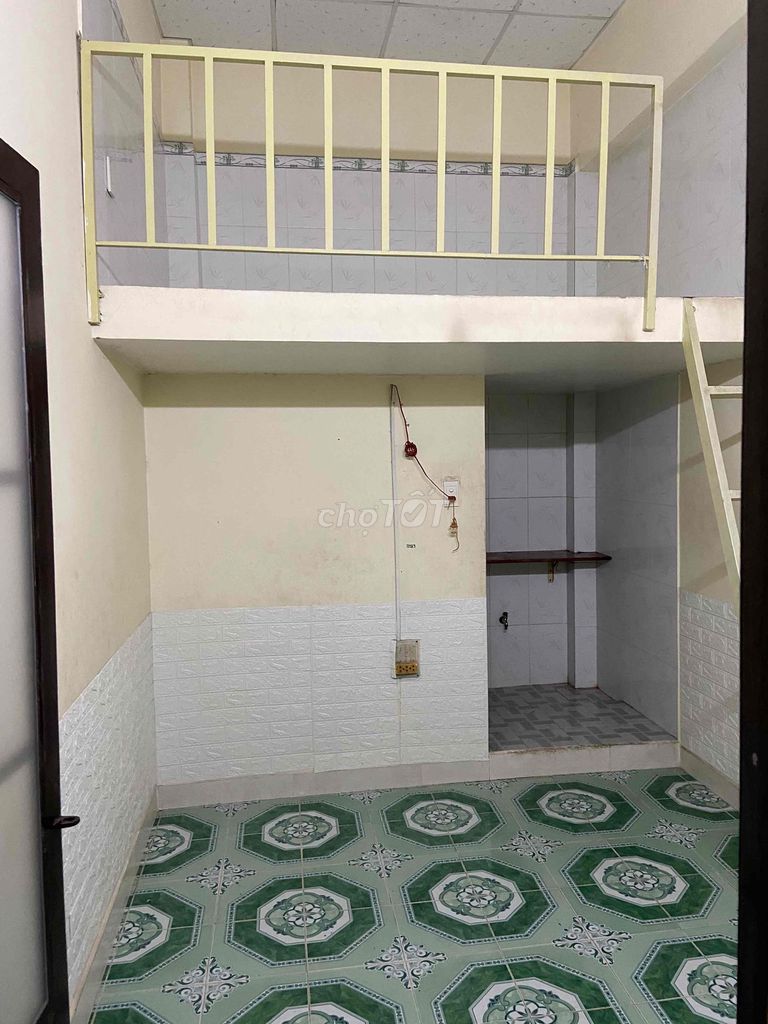 Rent room-- convenient location at Tân Bình, tp.h.