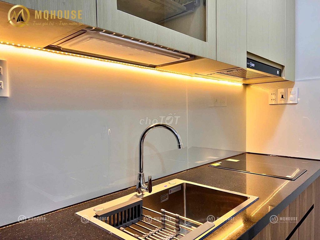 The penthouse balcony service room. A pan's got a whole modern set of furniture.