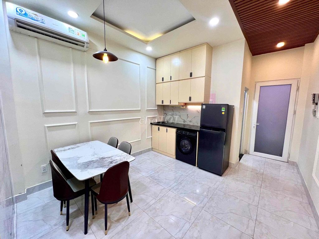 One bedroom - Bùi Đình Tuý - large window, separate washing machine, right in the damp area