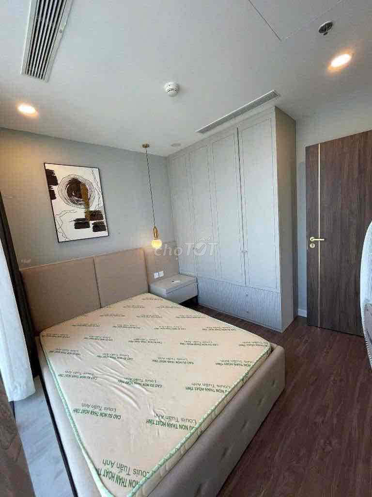 Rent Sunshine Sky City 2 bedrooms full of interiors the corner view only 16 million a month