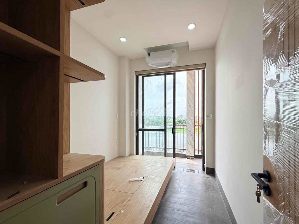 Two bedrooms. One bedroom. One bathroom.