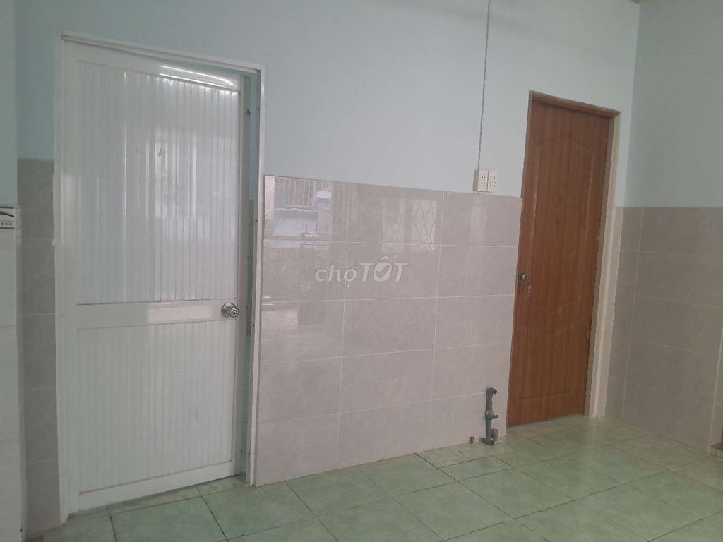 Two bedrooms clear, near the market, school, church.