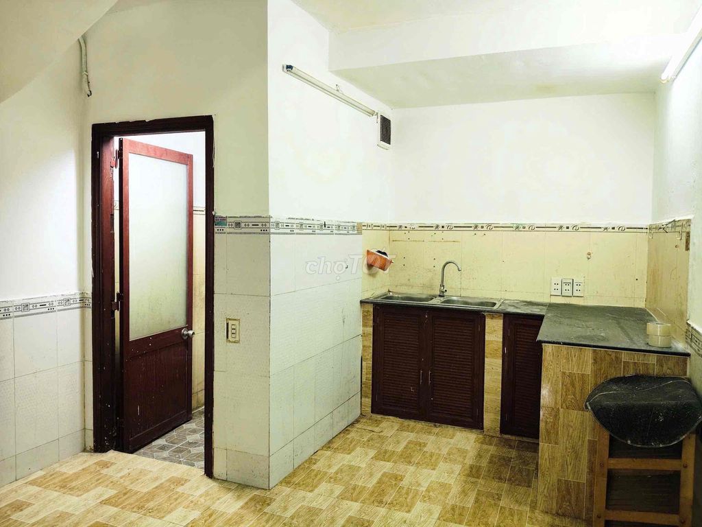 alley 4 M Nguyễn Văn Khối 2 P