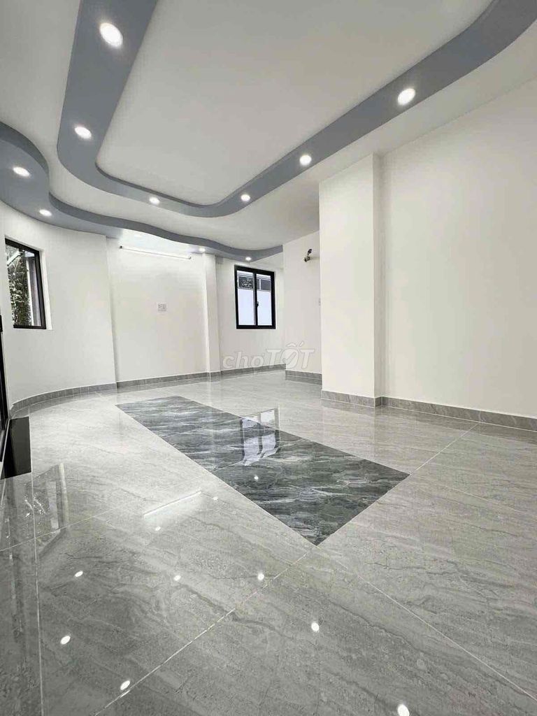 We need to hire a house to do apartments. Hello, go check it out in the day.