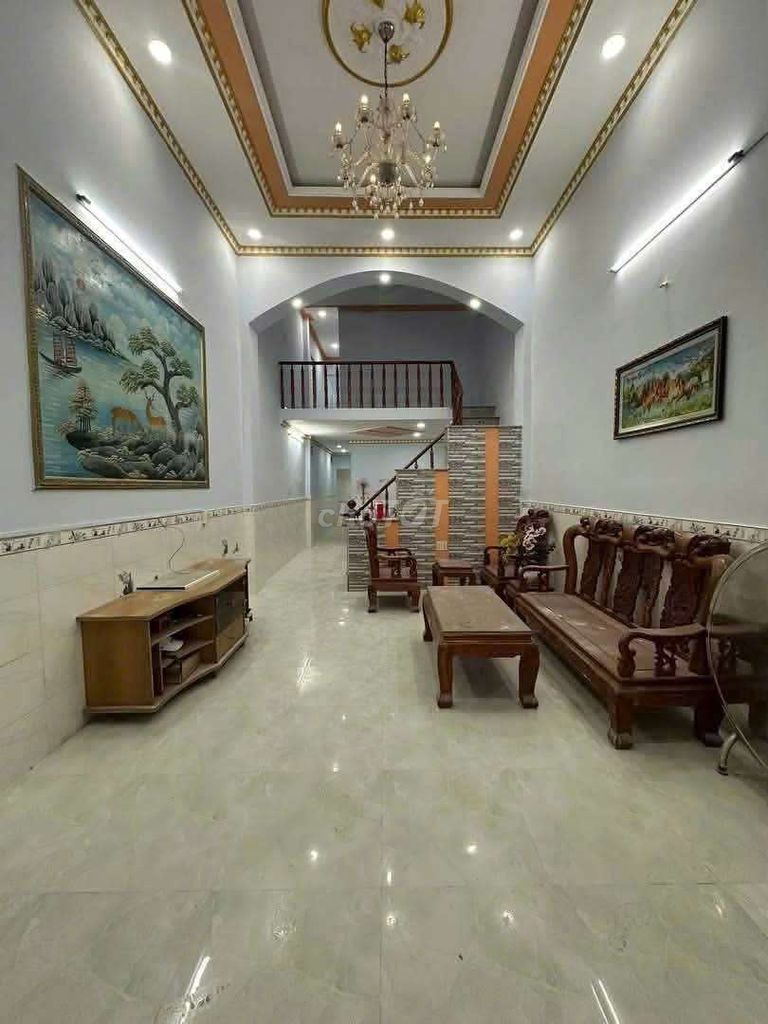 4th floor four bedroom. Near the school of the Eternal Citizens.