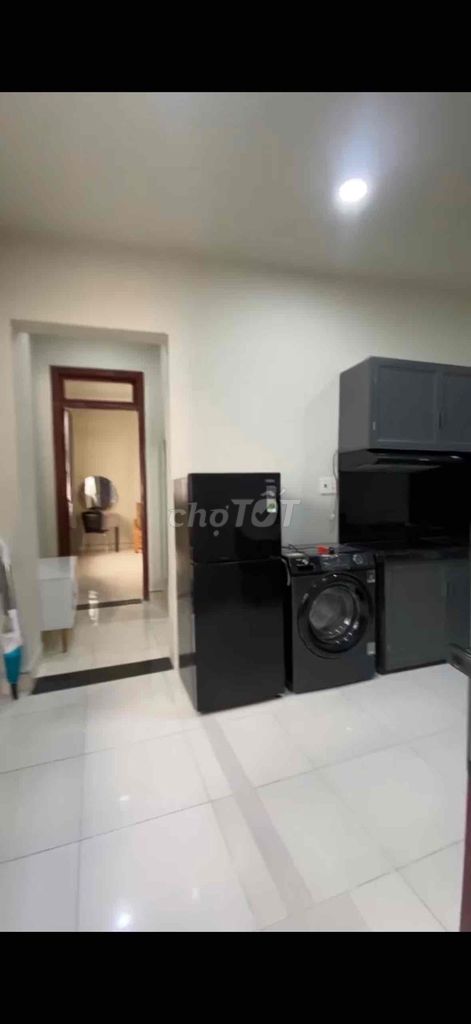 Pass one bedroom. One P tolet.