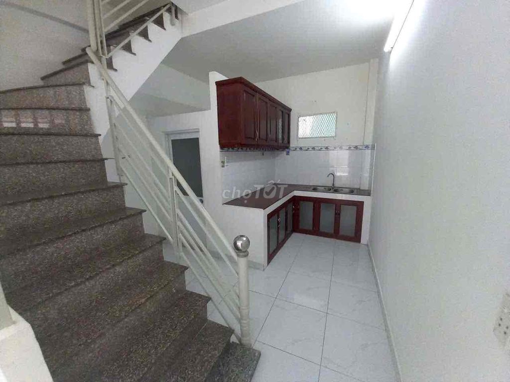 House 1 .1 .2th floor 2 bedroom 4 x 15 m Mm Mt.