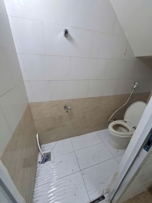 Lạc Long Quân cash house, TNC 2 floor st, 3 bedroom 3 toilets, 3.6 x16 meters