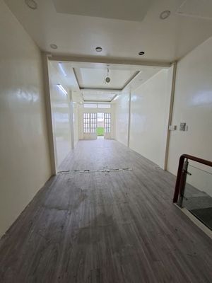 Lạc Long Quân cash house, TNC 2 floor st, 3 bedroom 3 toilets, 3.6 x16 meters
