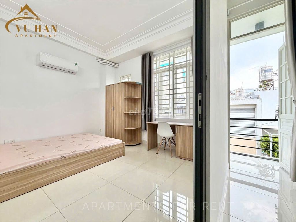 Rent the two bedrooms near the T3 station and clear the bridge to the top of the county.