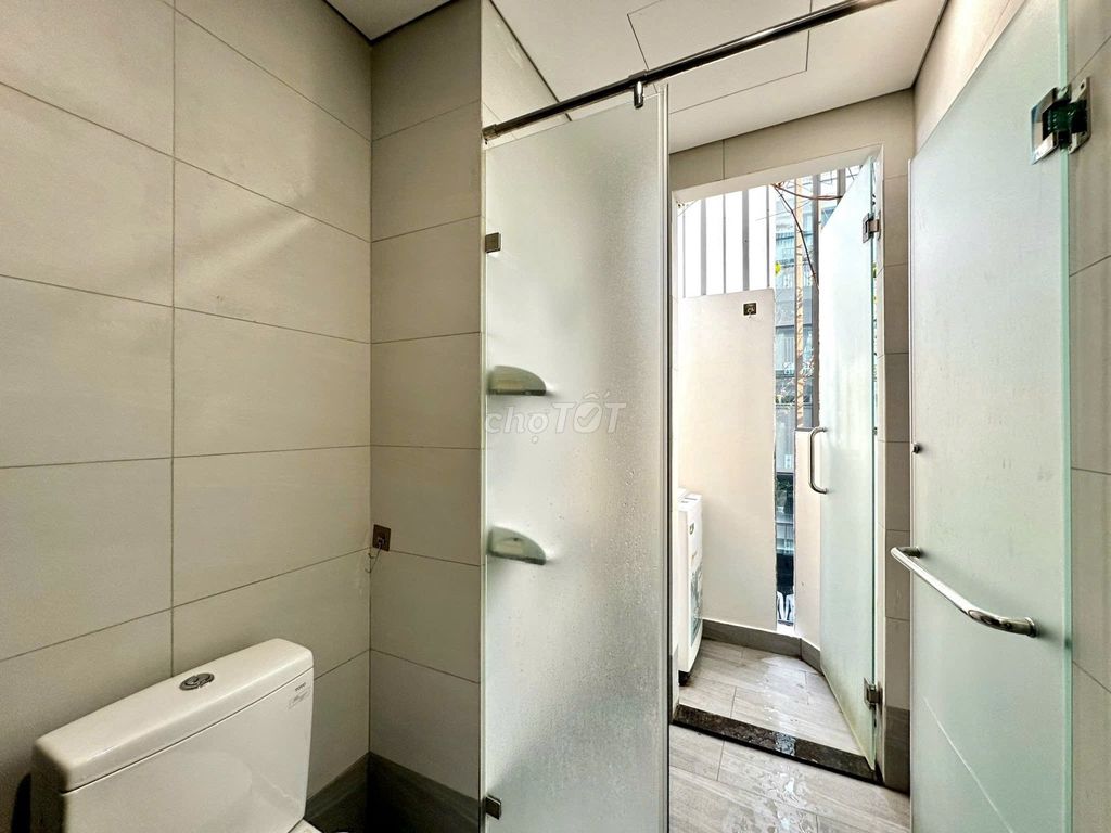 Rent a high-end apartment near a double-size crime market.