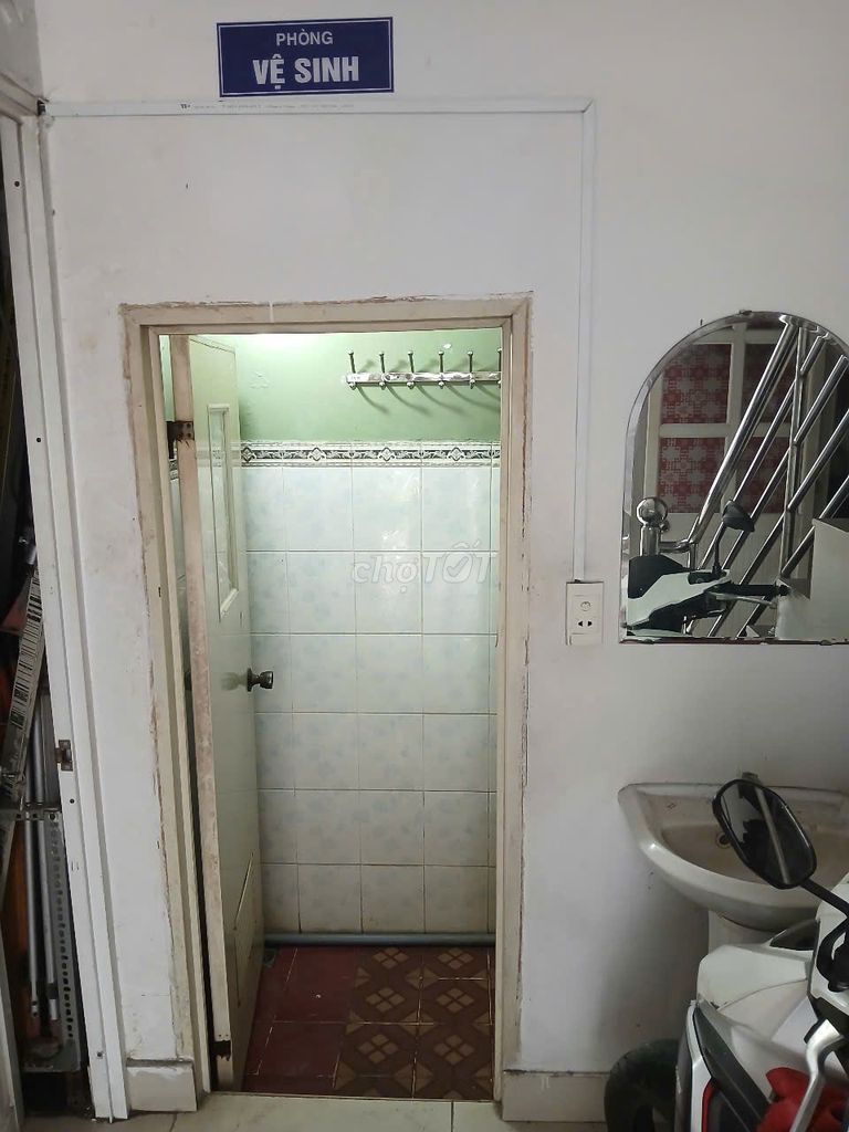 Rent the ground floor 28 meters2, for 3.9 million, 187 Tây Thạnh, Tân Phú