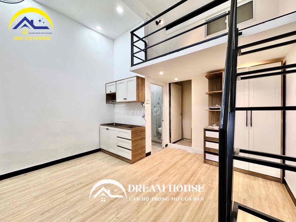 Rooms, good prices. Space.