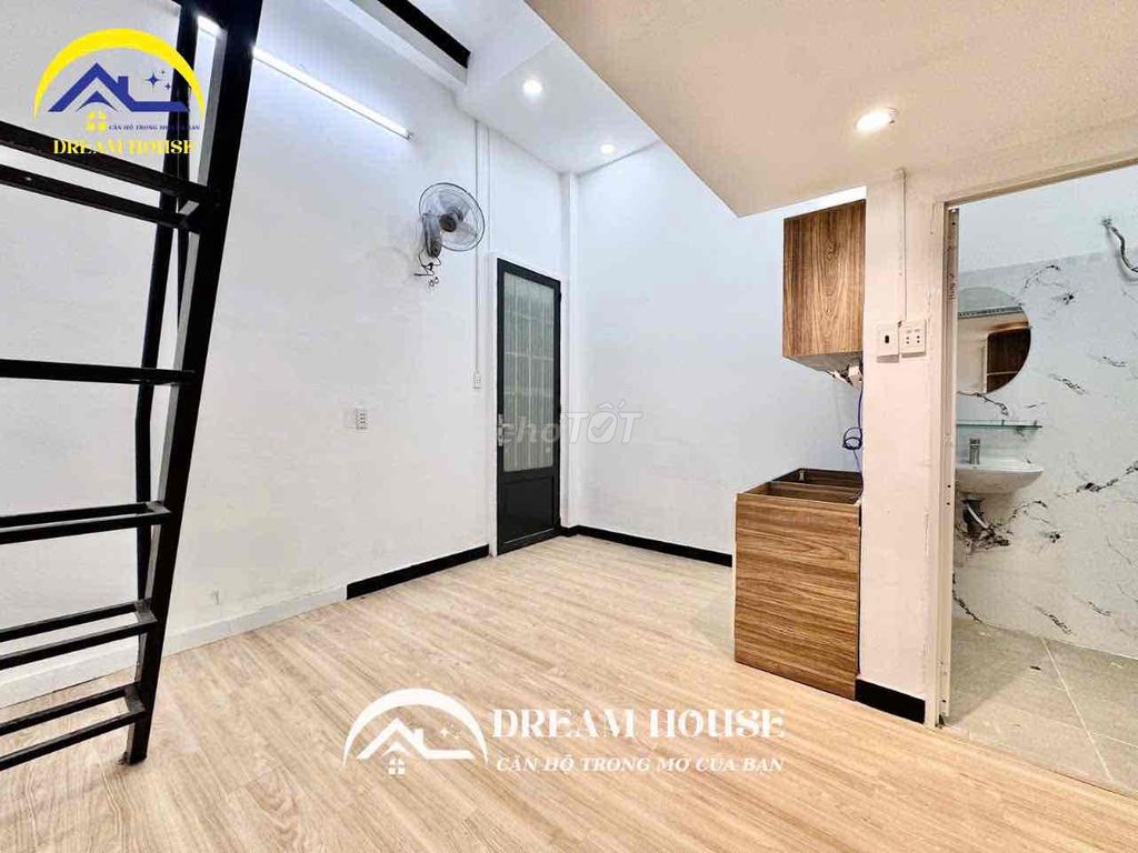 Rooms, good prices. Space.