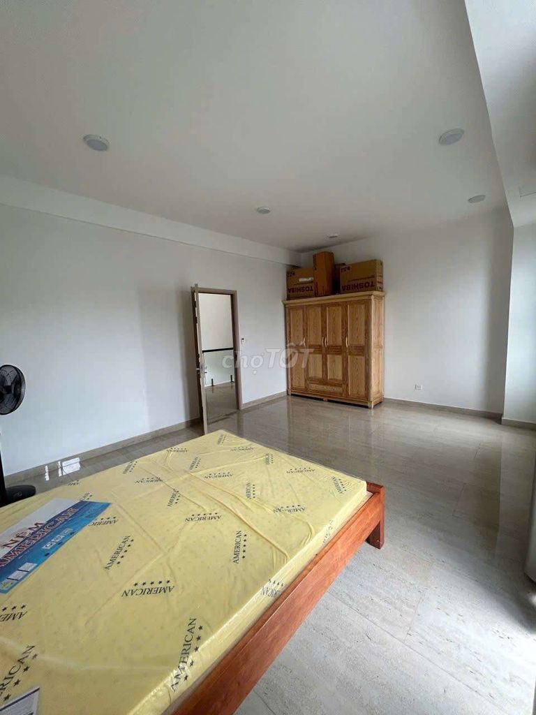 villa 4 bedrooms full interior - Nguyễn Duy Trinh, Phú Hữu