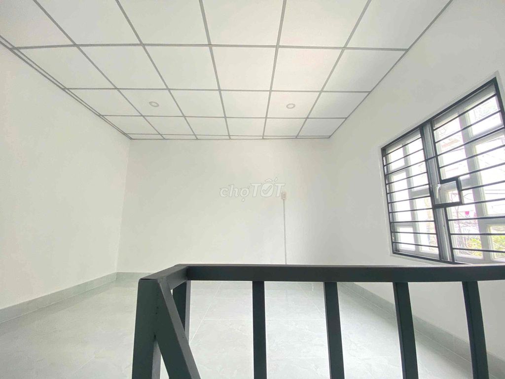 Rent. 4.5 million cars to the house near the Homeway.