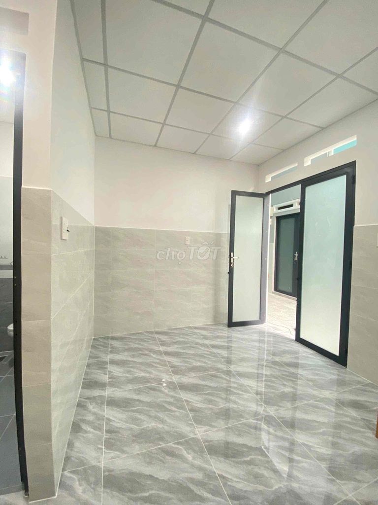 Rent. 4.5 million cars to the house near the Homeway.