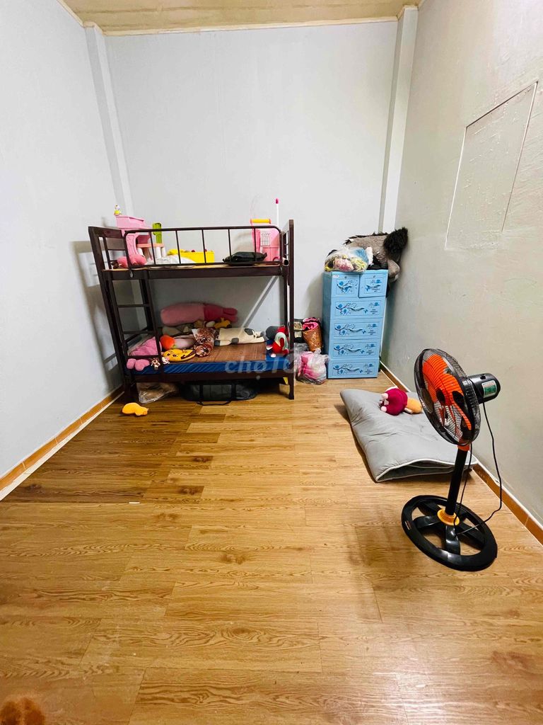 Rent a Bùi Thị Xuân near the 2-4-3x17 M for a six M-three P