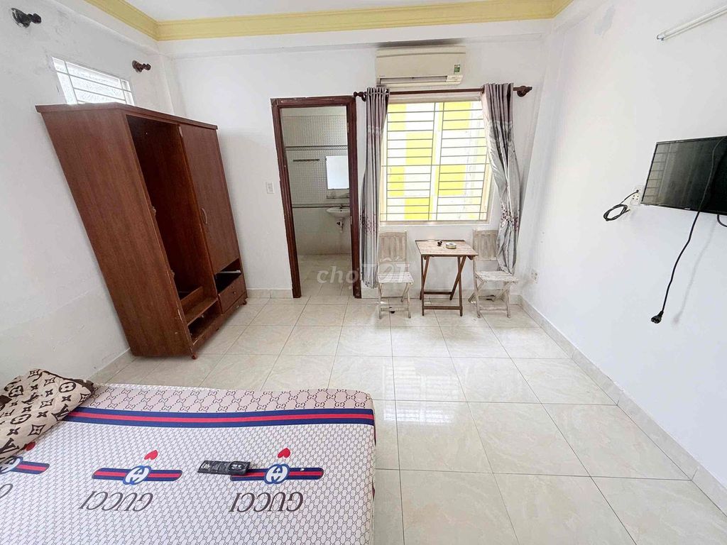 The full room is cheap furniture