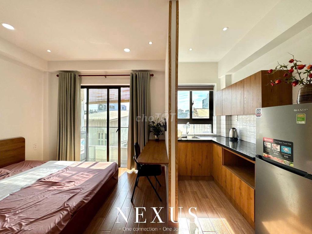 service apartment luxury walked through Emart phan văn trị