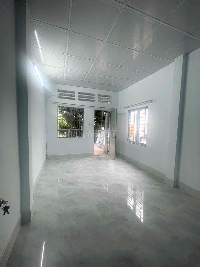 The floor of 3.5,10 M has two bedrooms. A Nguyễn Tư Giản alley bathroom at 8.5 million.