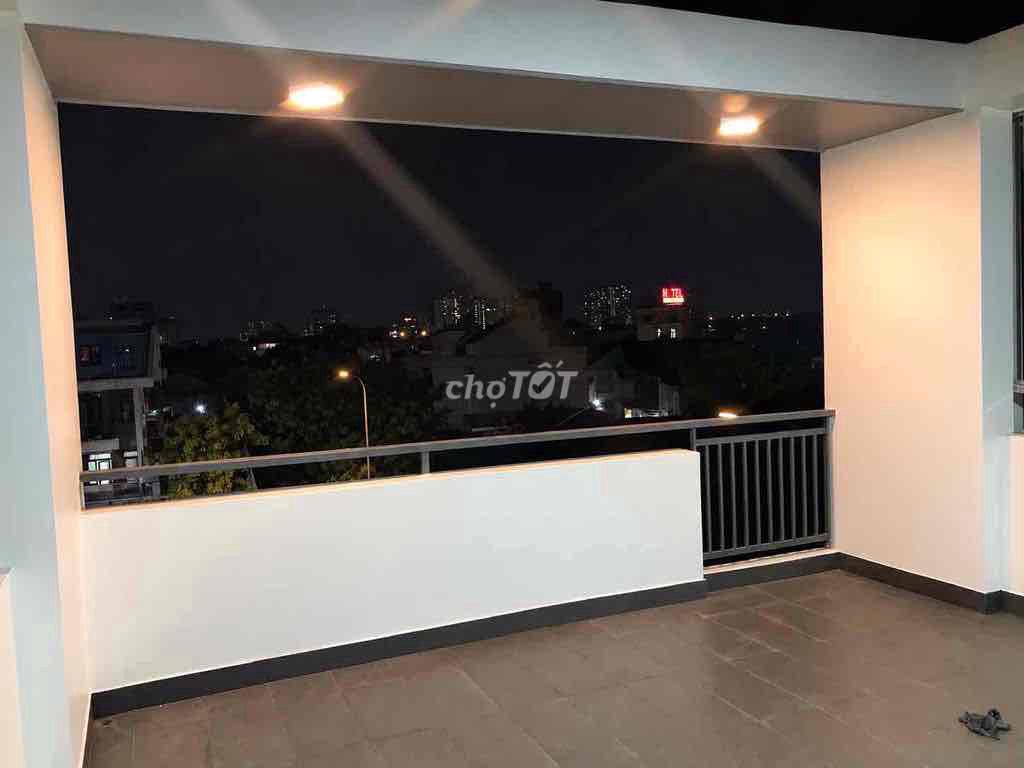 Rent a three-story apartment near Phước Long B College.