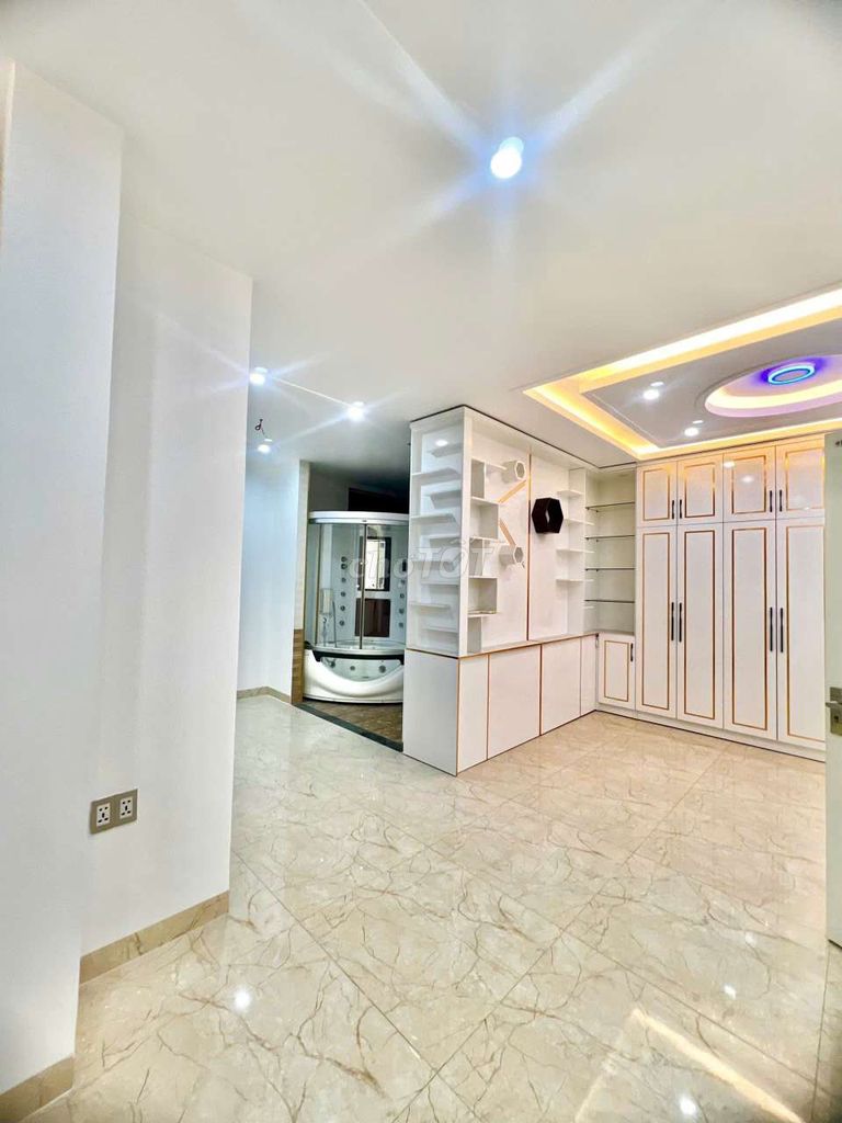 Rent the villa full of furniture area 12*13 meters