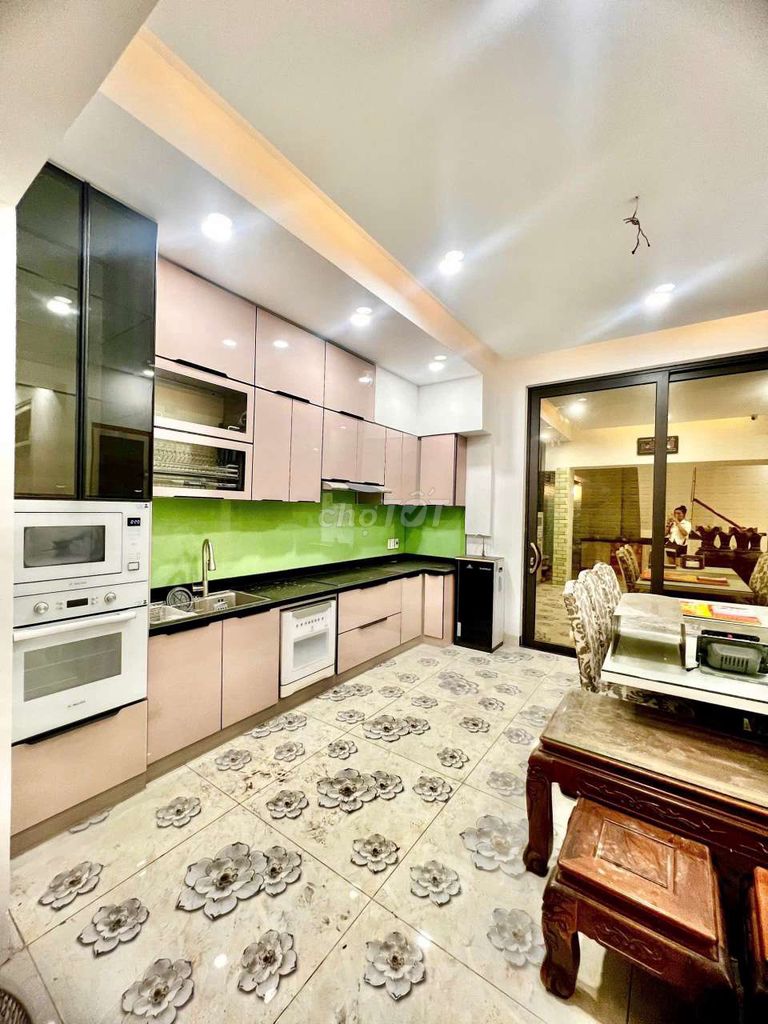 Rent the villa full of furniture area 12*13 meters