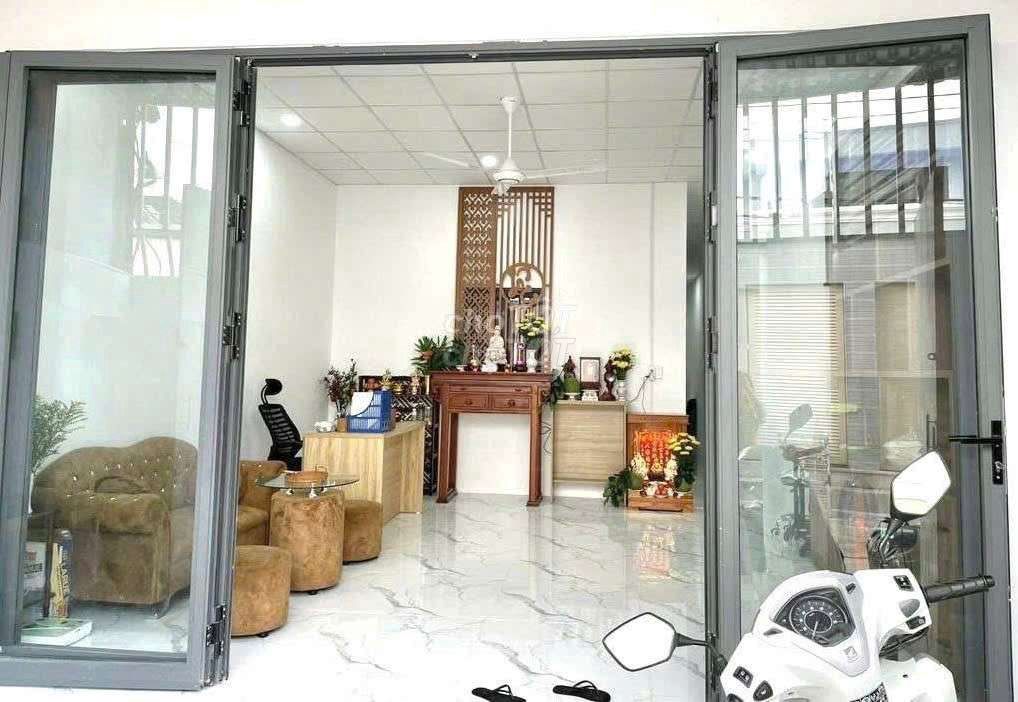 Rent two bedrooms 5 x 22 meters head of Shaolin District 7 bathrooms.