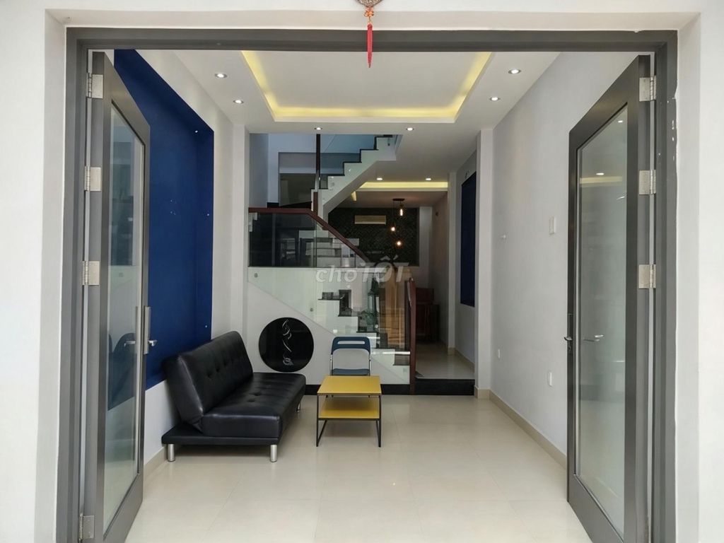 Rent Ngô Tất Tố, Bình Thạnh, 60 meters2, 2 bedrooms, 15 million a month.
