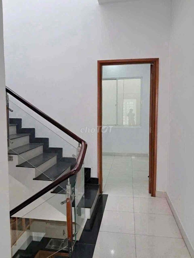 Home 1/ Số 8 - 4 bedrooms - 10 million a month