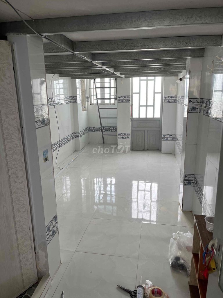 The new Bình Tân hotel.