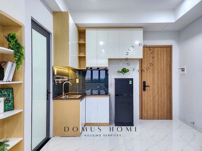 Rent the Studio apartment 35 m2 full interior downtown.