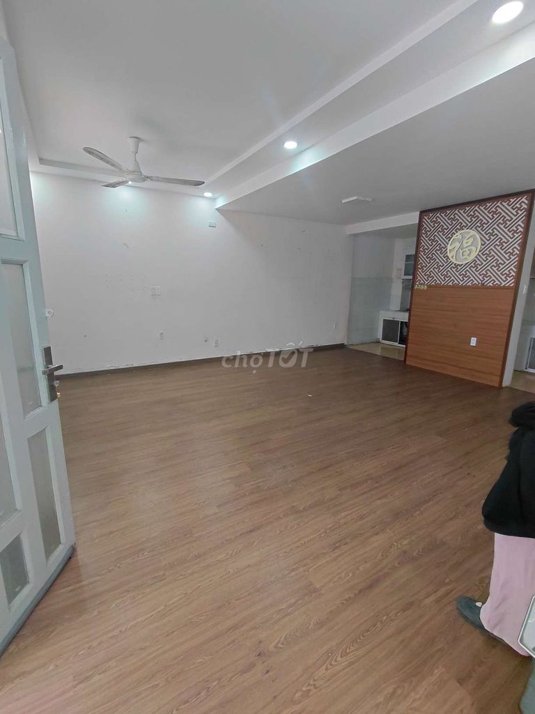 Rent Tây Thạnh on the ground floor 86 M high school.