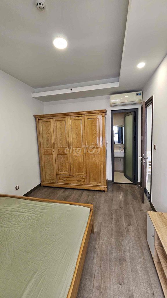 District 7 Havard - two bedrooms full of furniture - only 11.5 million a month.