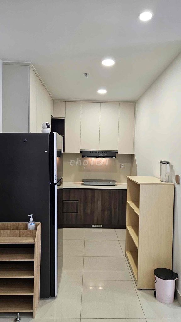 District 7 Havard - two bedrooms full of furniture - only 11.5 million a month.