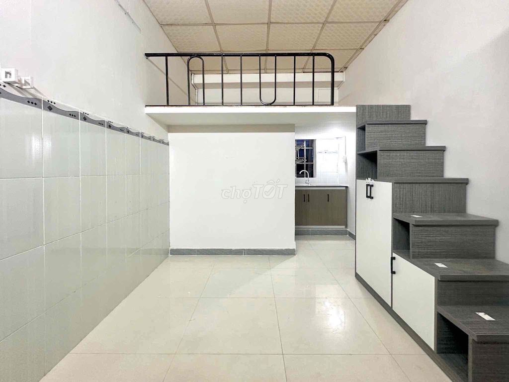 Rent a suite near a modern fashion aeon - accompaniment major