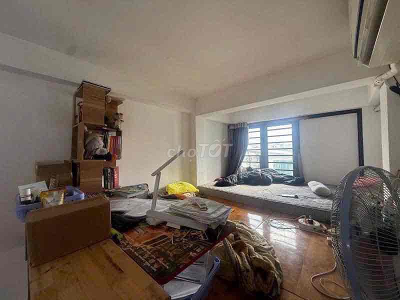 Rent room with an elevator near tdtu rmit pvgas, near thette District 7