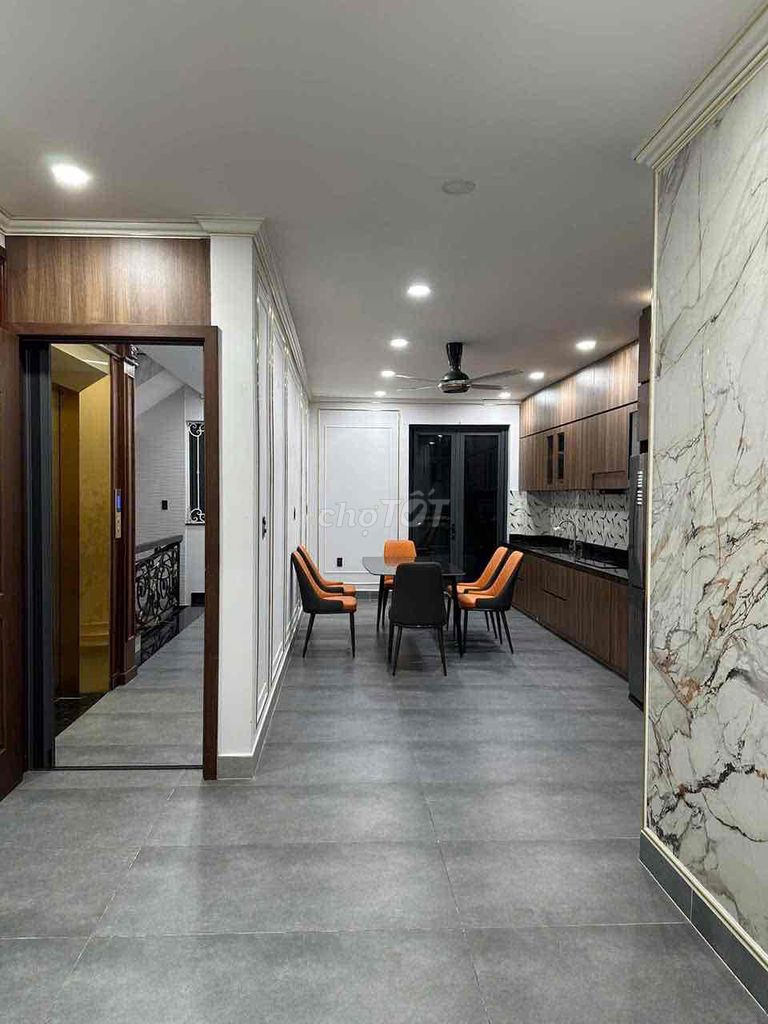 Rent the apartment 2 bedrooms 2 full-million-dollar toilets