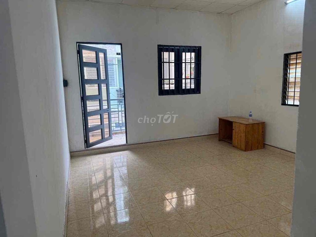 Rent a two-story alleyway down on Phan Huy Ích, 14th street near Emar.