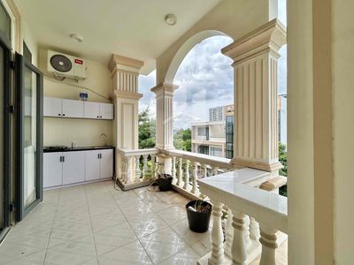 Small apartment rented at Lakeview City