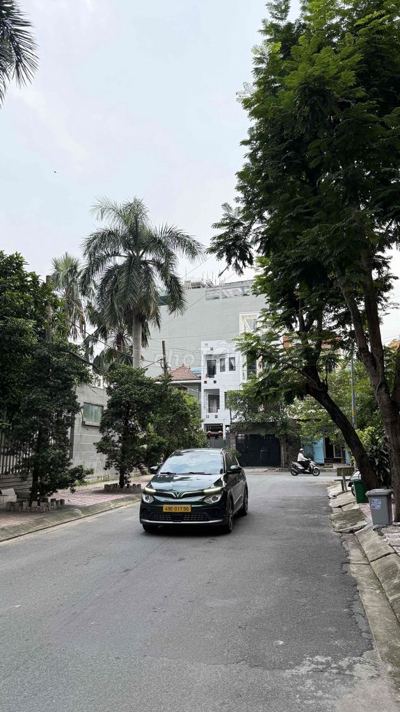 3 story street, 8M street through Osimi building.