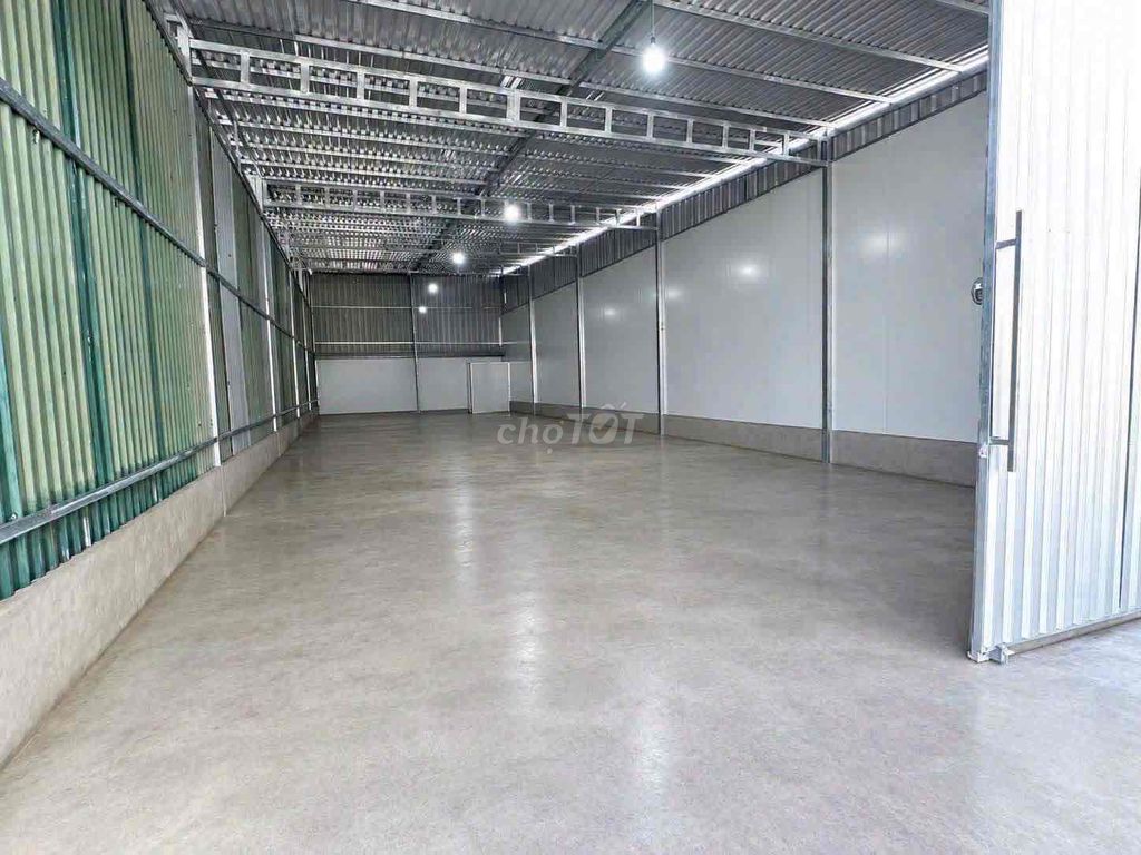 Rents an 18 million a. m. 220 a. m. 2 beautiful Dg Đình Phong Phú District 9