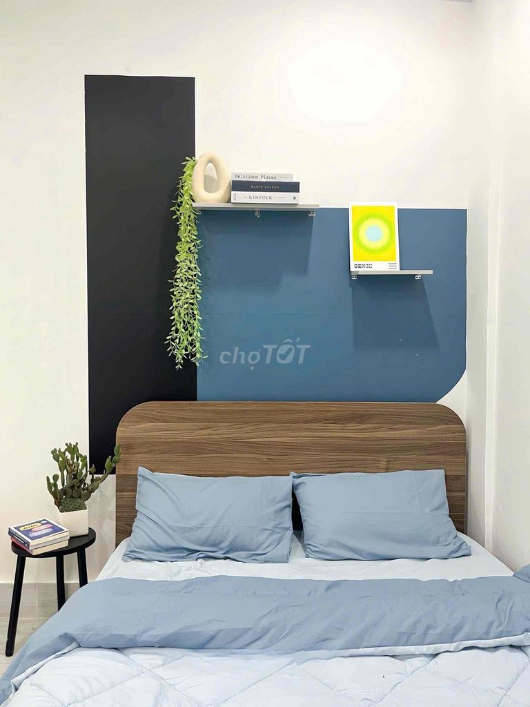 One minute out of the lotte mart Gò Vấp — studio full of Masters' clothes six!