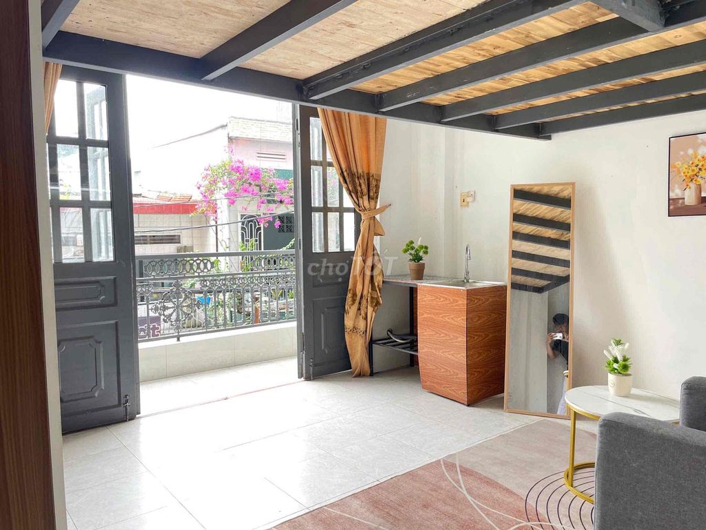Rent a big balcony, right in the Park of the Family.