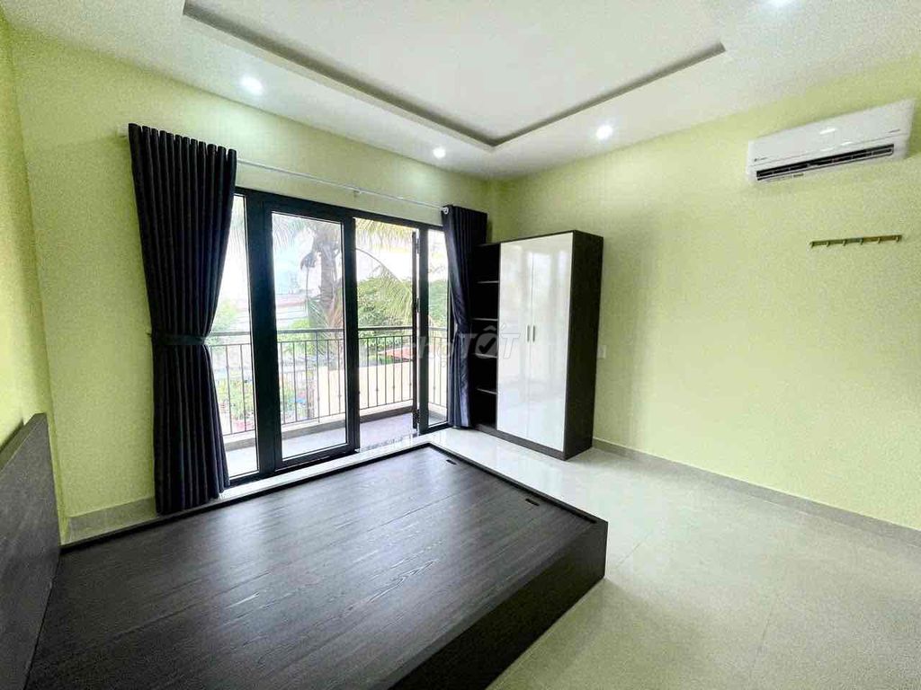 the peacock’s apartment at the intersection of the cloud - the newly developed tet aeon with a heavy weight