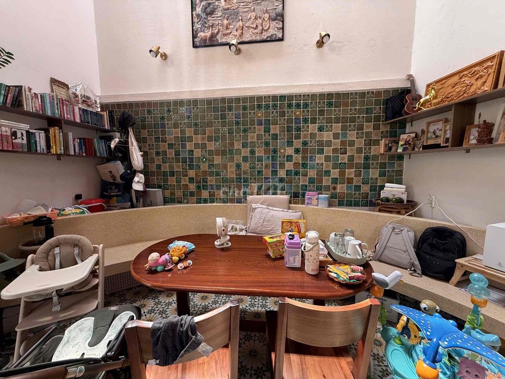 He's got a four-style European home with interiors.