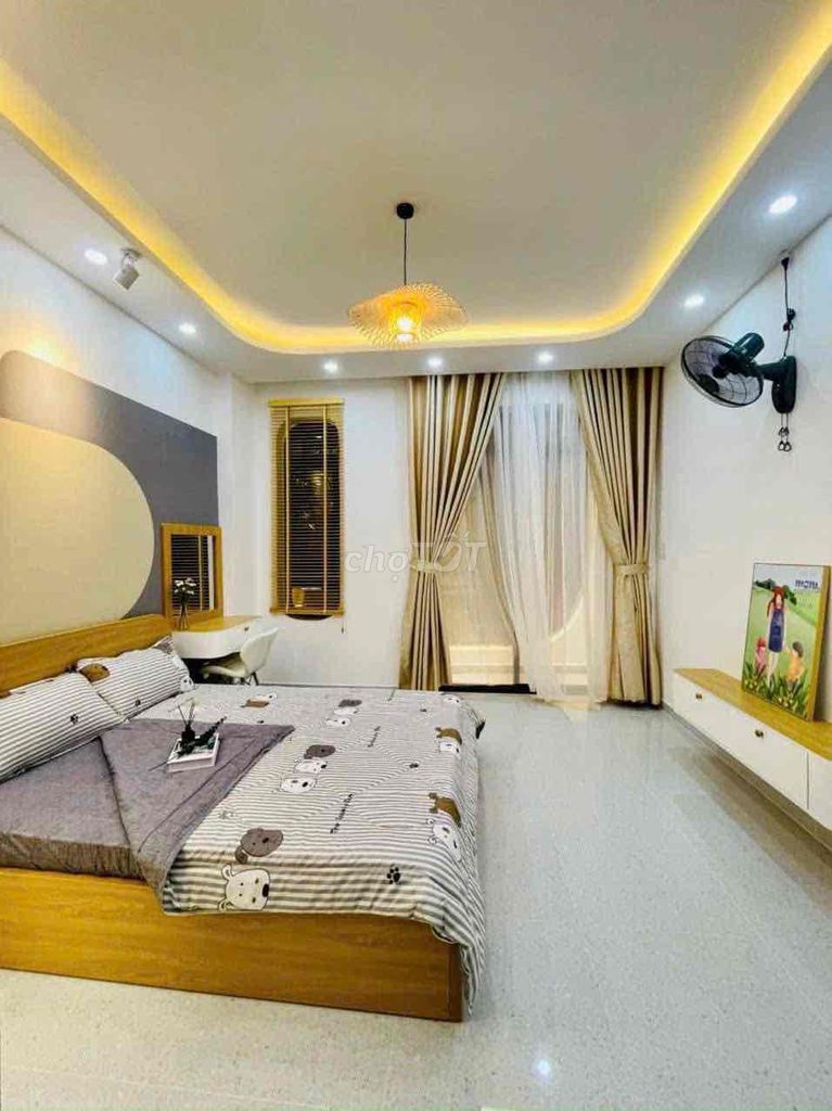 New Street Builds 4 x 9 3rd floor bedroom 4 Full United Kingdom Building