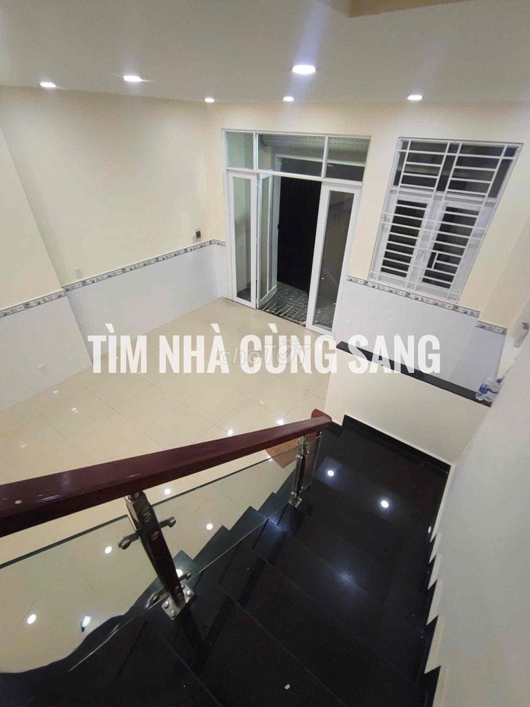 Five bedrooms plus four toilets cost only 14 million next to the city.
