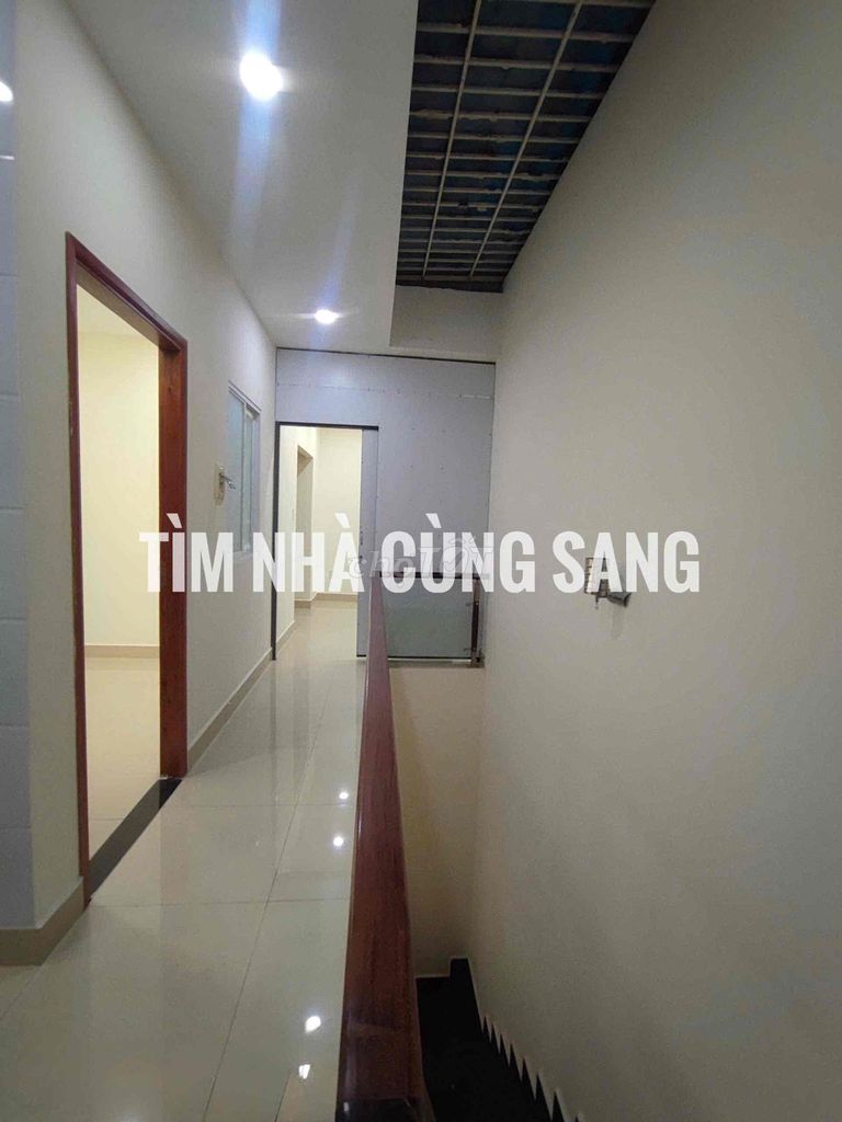 Five bedrooms plus four toilets cost only 14 million next to the city.